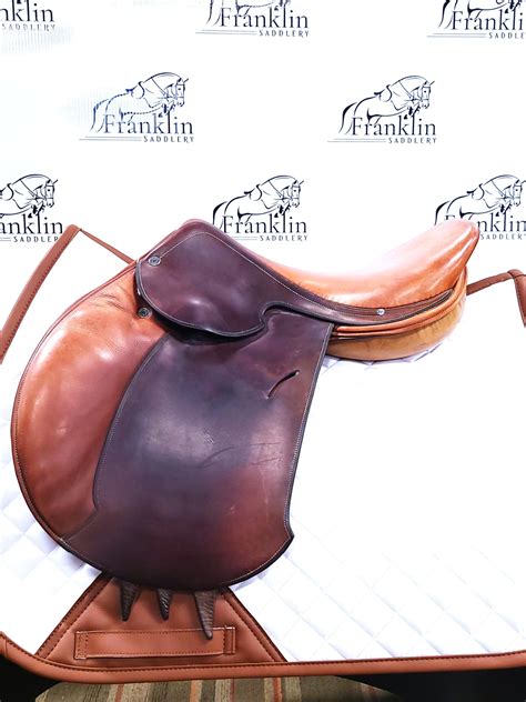 used hermes jumping saddle.